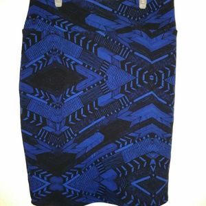 EUC Lularoe Cassie skirt